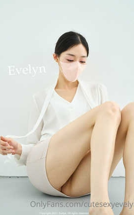 Evelyn - VVVIP Leak No.1