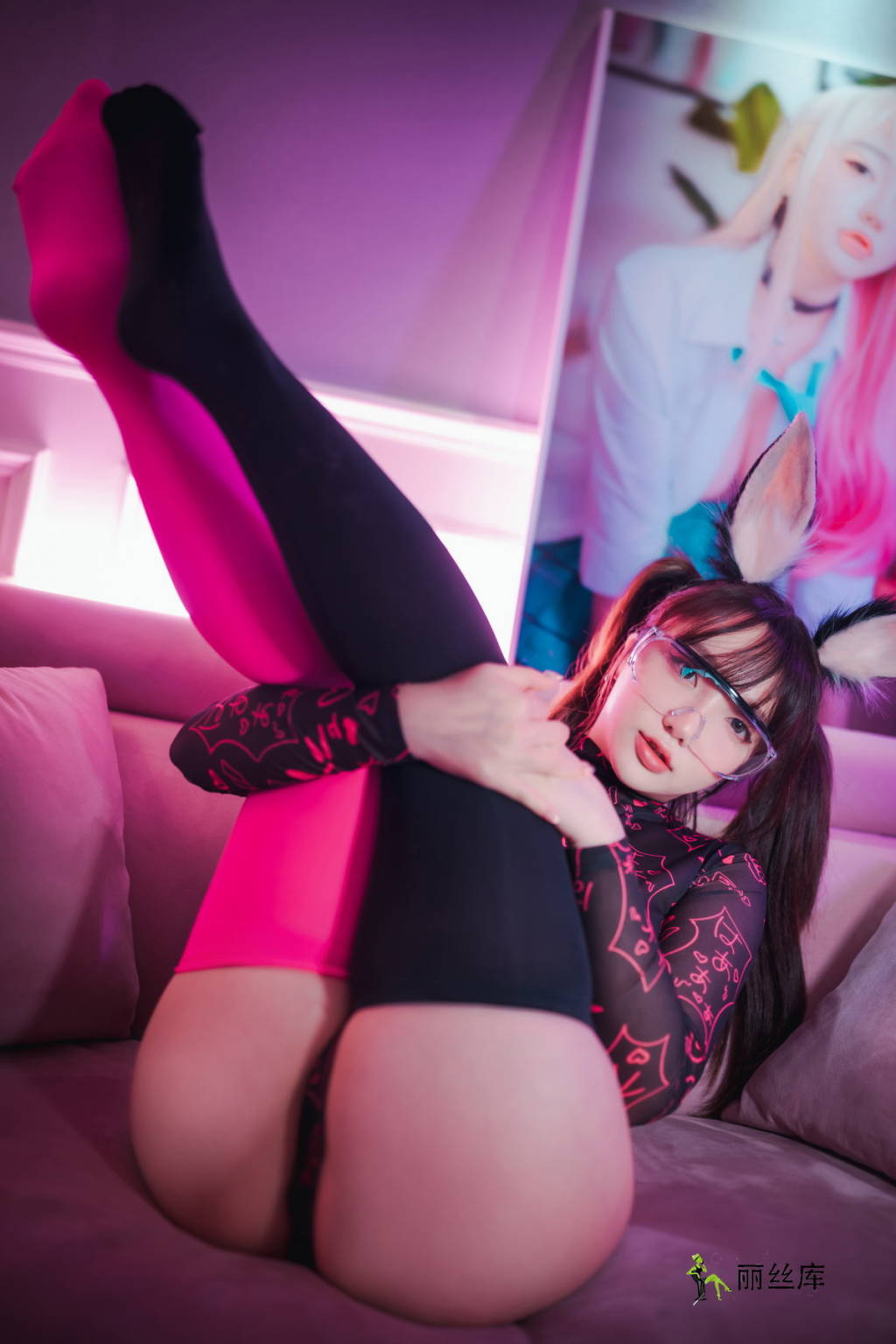 -DJAWA Photo Vol 0220 Son Ye Eun Retro Gaming Girl_˿