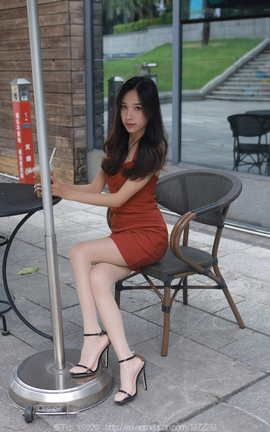 异思趣向IESS  2023.07.27 丝享家 1492 美子《街头丽人》