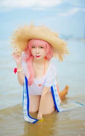 二佐Nisa – 玉藻前泳装