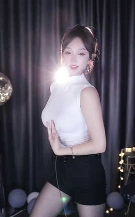 抖音 韩亿亿直播热舞V19[1080X1920 2分4秒]